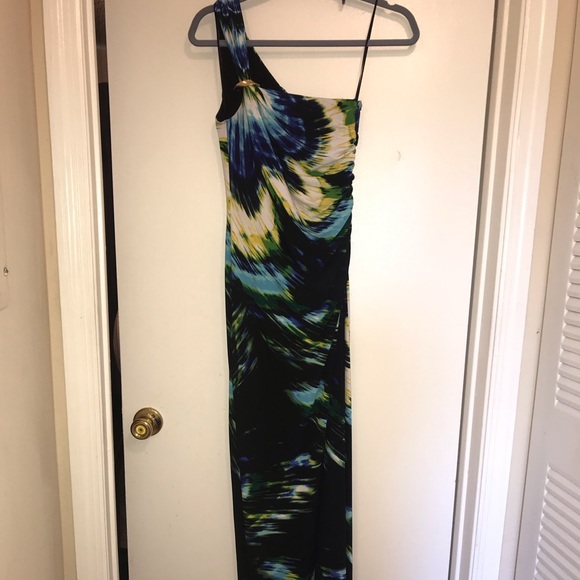 Caché Dress - Picture 2 of 3